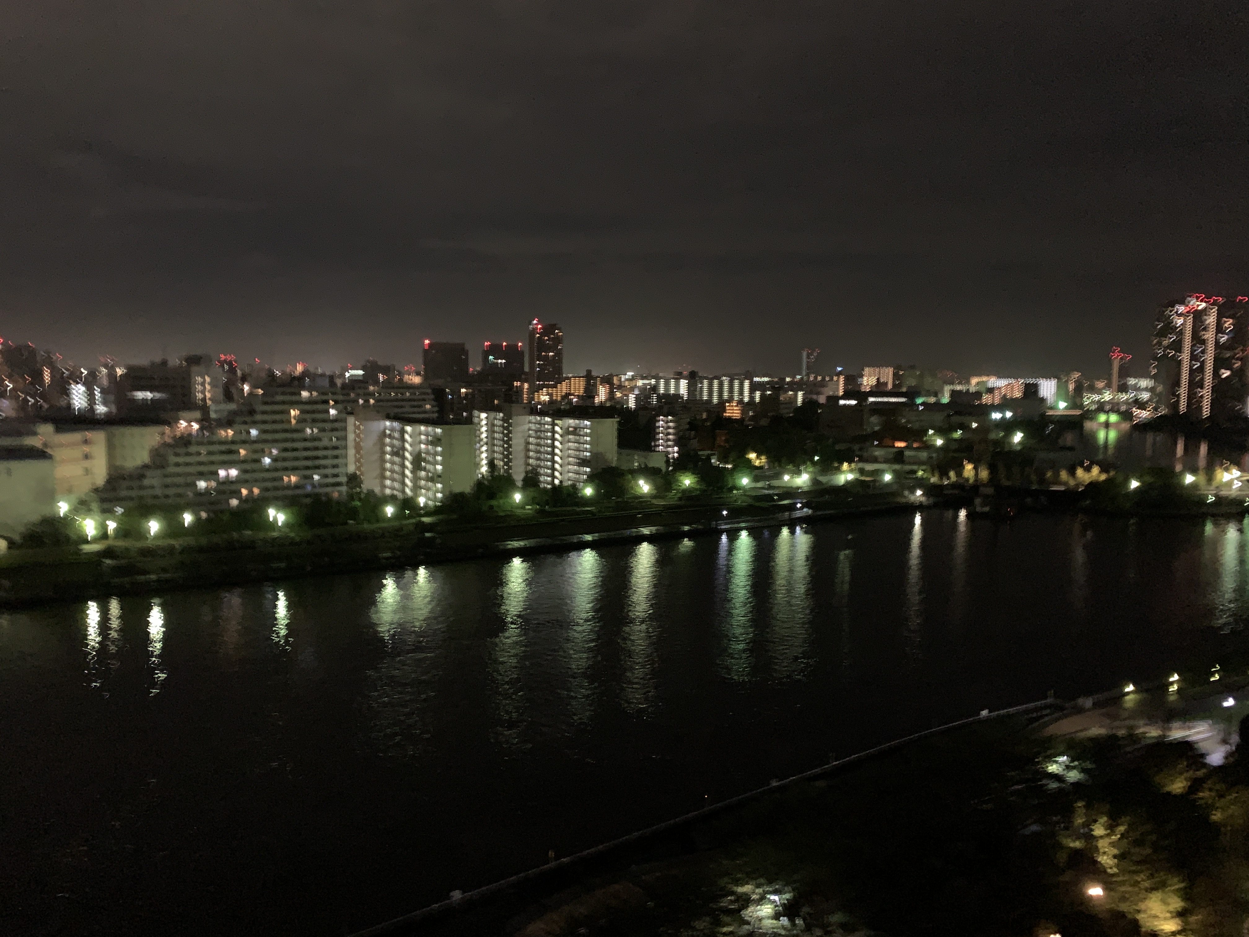 静まり返った夜🌃