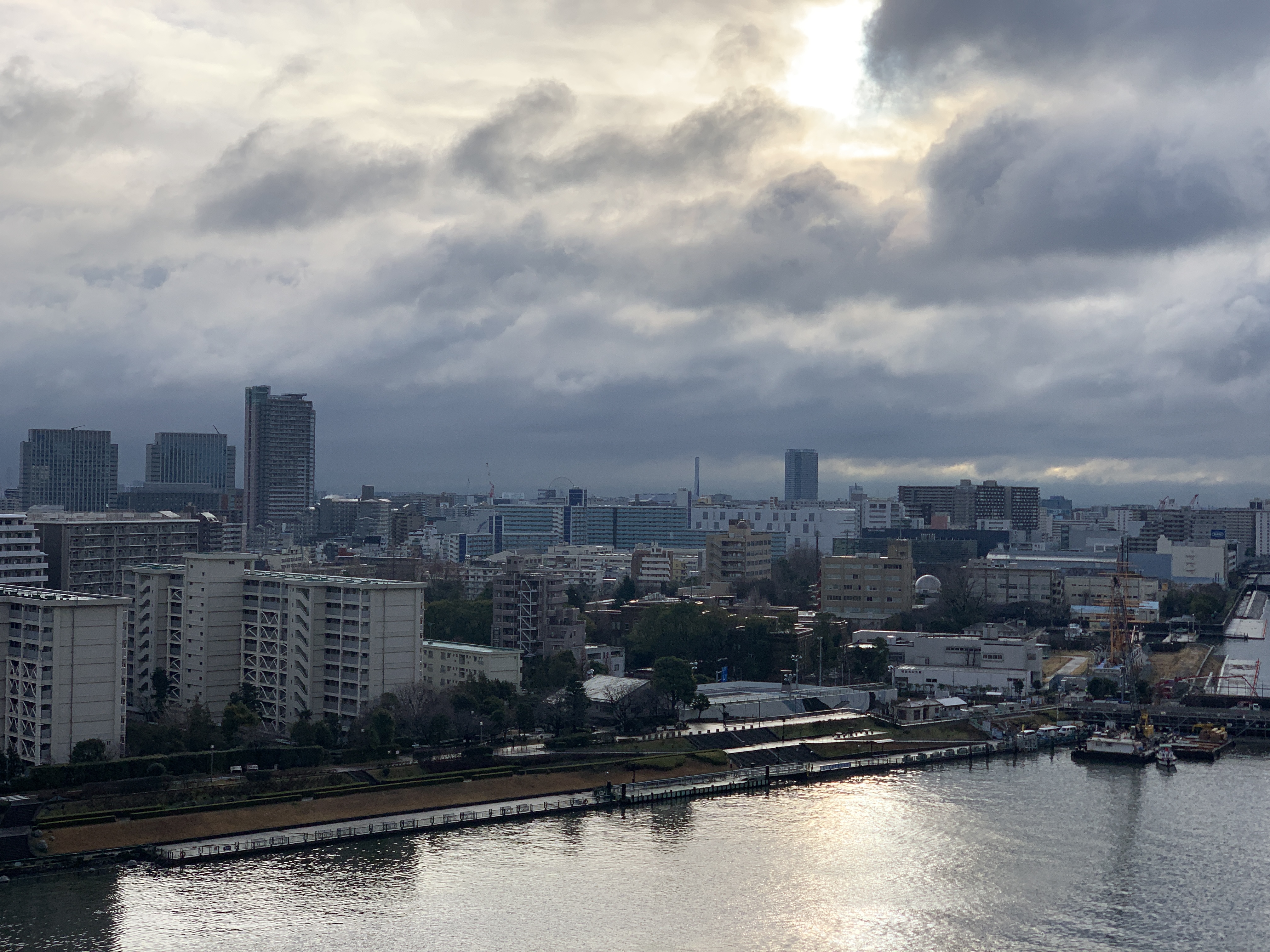 雨上がり晴れてきました「丁寧に」