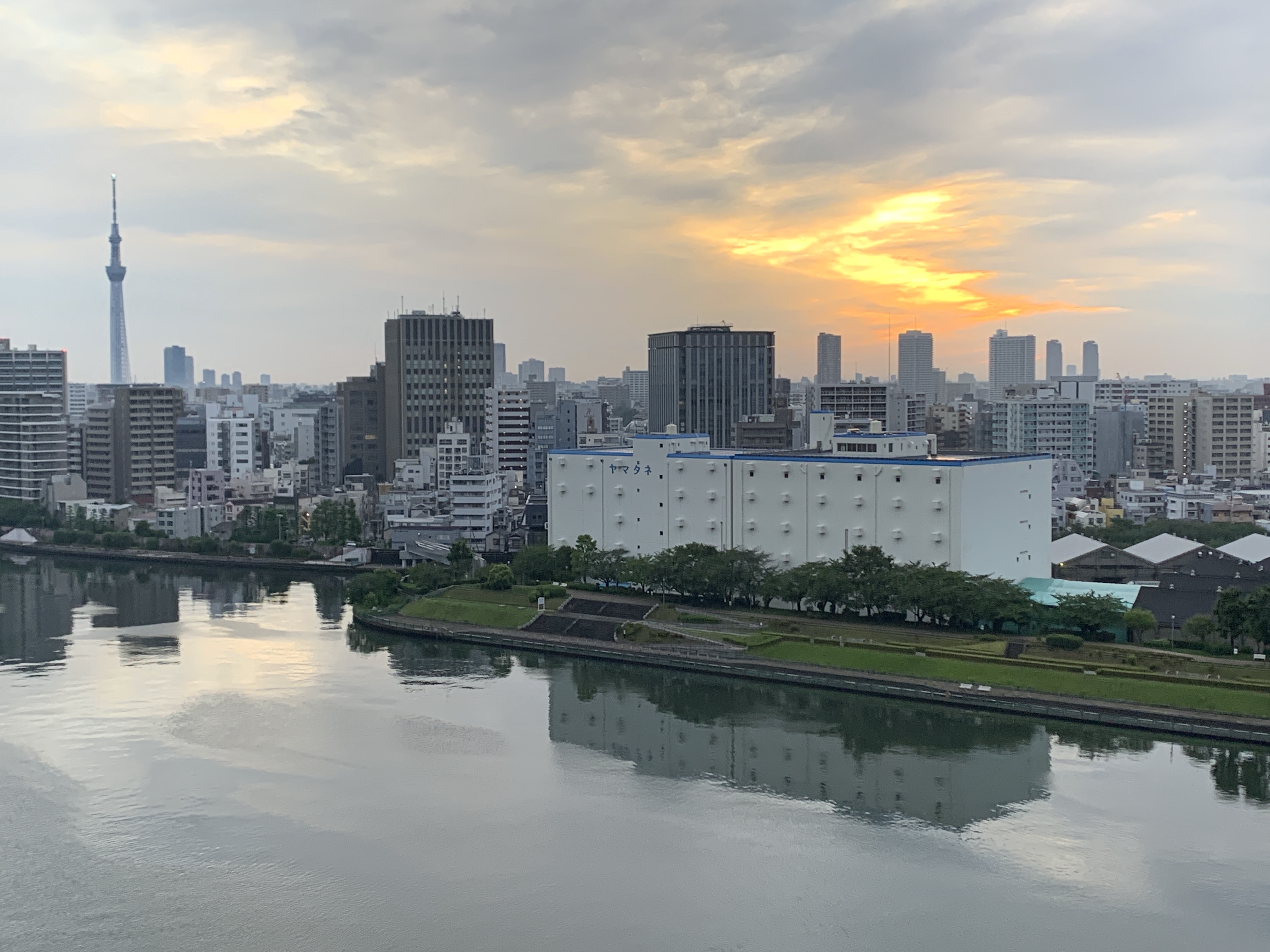 雲の向こうに大きな太陽「良い風にとらえる」