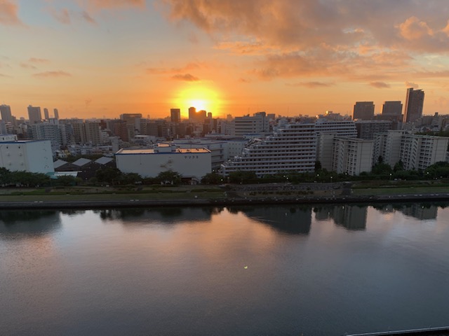 燃える朝陽「見直そう４つの生活習慣」☀️