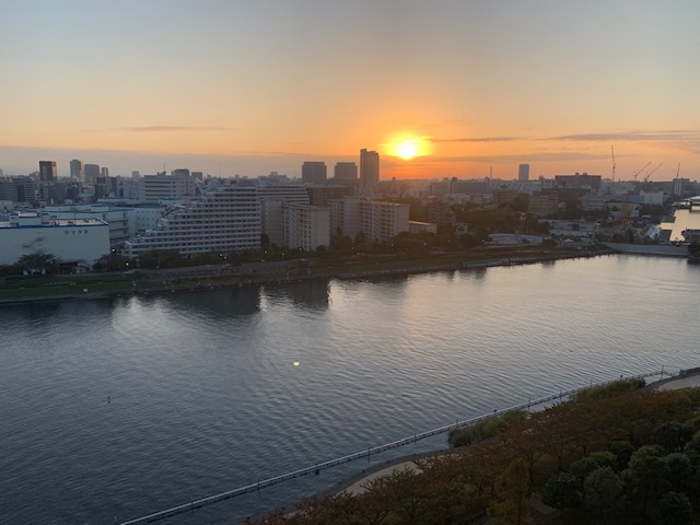 綺麗な朝陽に感謝