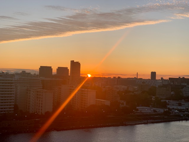 今朝の朝陽第二弾☀️