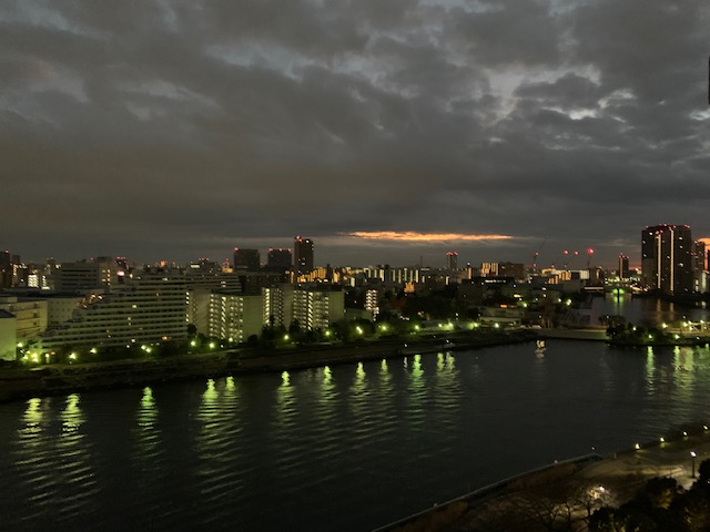 雲の合間に一筋の光「当たり前のレベル」