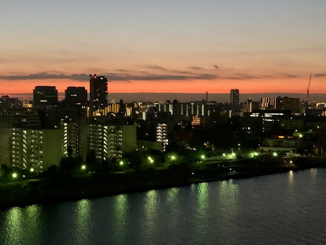 朝焼けが楽しみな夜明け前「ありのまま」