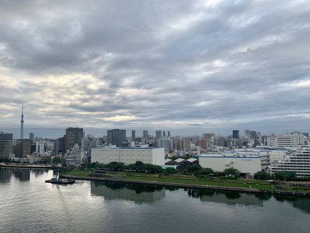 青空が覗く朝「私は私」