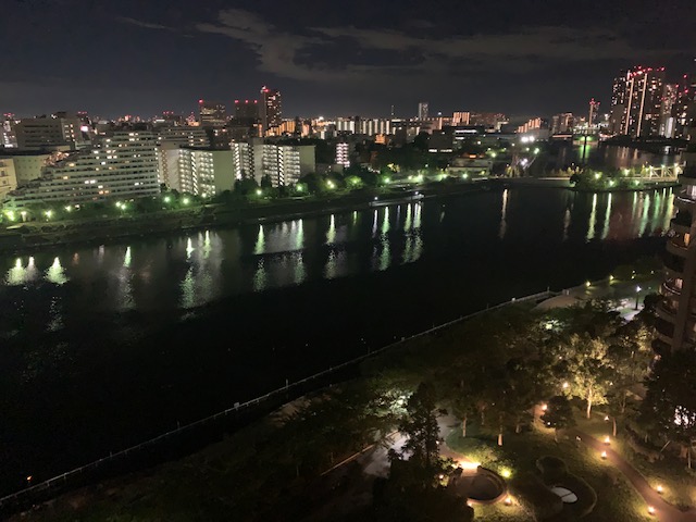 星が輝く綺麗な夜空