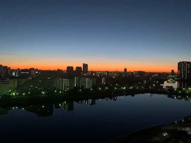 刻々と夜が明けます「今できることをする」