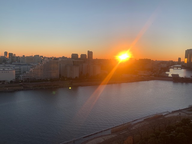 希望溢れる夜明け「丁寧に生きて行こう」