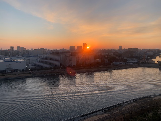 力強い朝陽「他人のために自分の時間を使う」