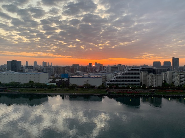 真っ赤な太陽の夜明け「はっきり言う」