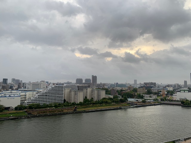 今日も大荒れの空模様「60点の自己評価」