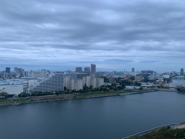 青の夜明け「心を豊かにする方法」