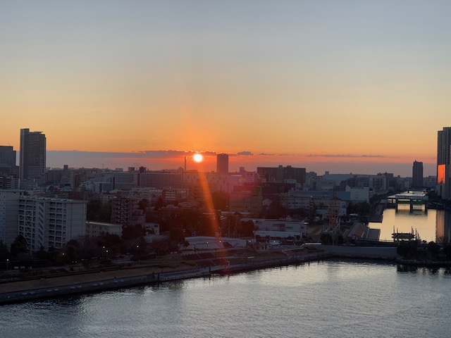 穏やかな夜明け「短所も長所」