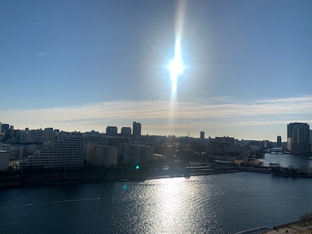 綺麗な青空「ボーッとする」