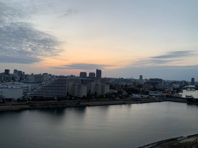 優しい空の色「そっと見守る愛」