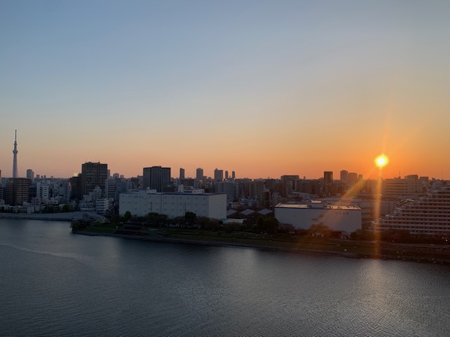 気持ちいい夜明け「見習う」