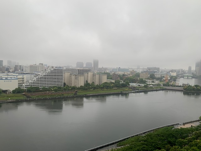 雨の朝「時間は有限」