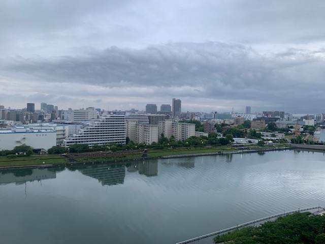 雨の夜明け晴れ予報「過去は変えられる」