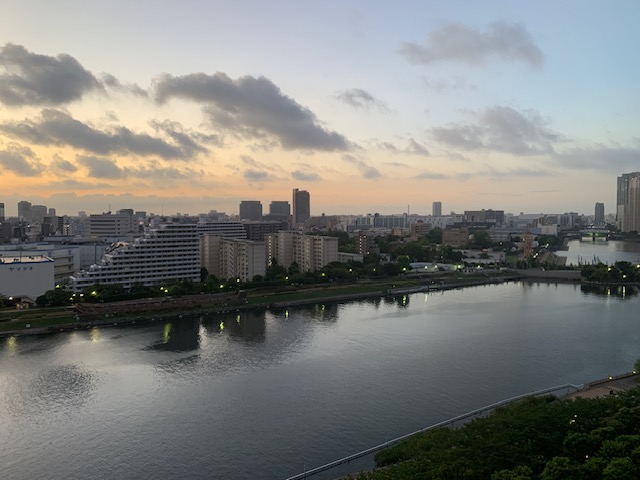 日の出は朝5時「自己肯定感」