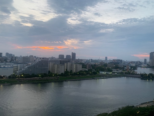 静かな夜明け「頑張った自分」