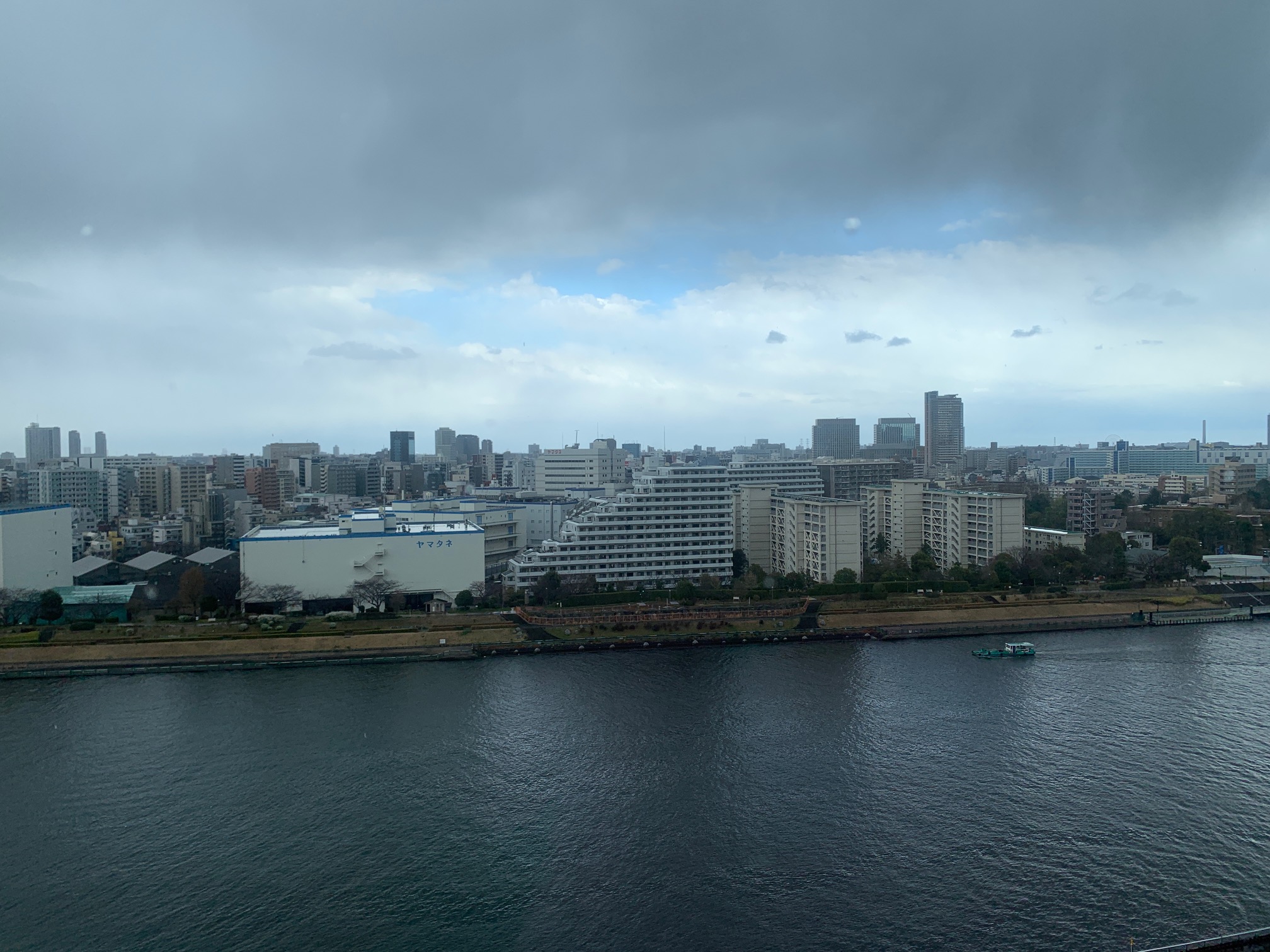 突然の雨