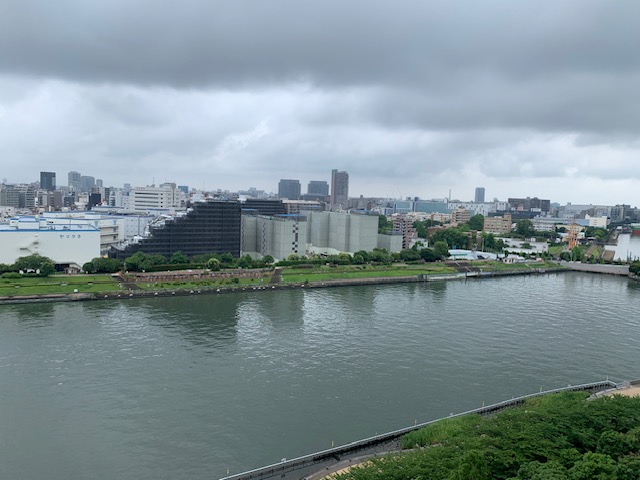 厚い雲も晴れ予報「自分を褒めよう」