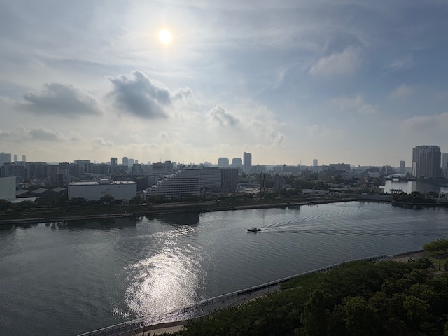 大きな朝日「ひと休みひと休み」