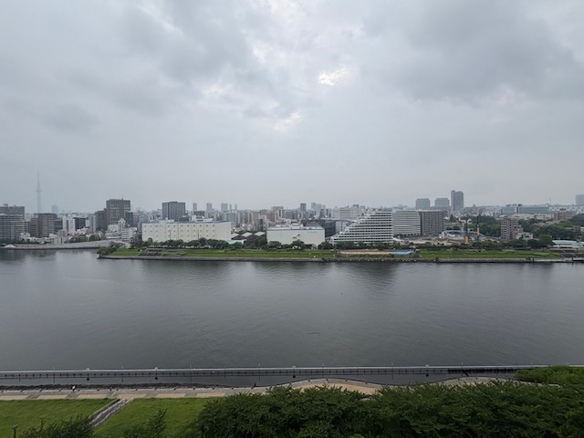 曇り空 時折覗く陽の光「優しさ」