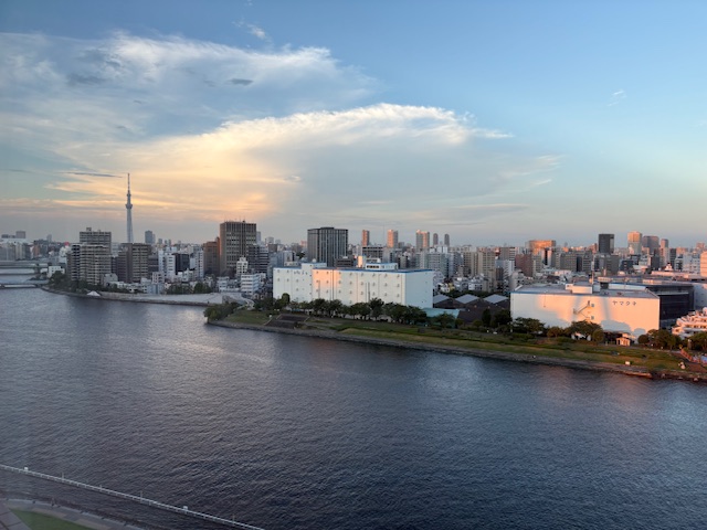今日も綺麗な夕暮れです