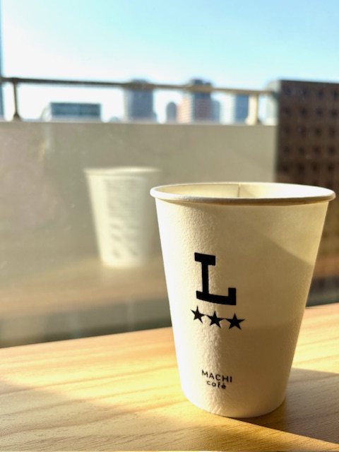 母のお気に入りコーヒーはローソン街カフェホットの軽め