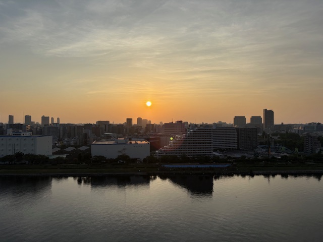 今朝も元気いっぱいの朝陽「どう話すか」