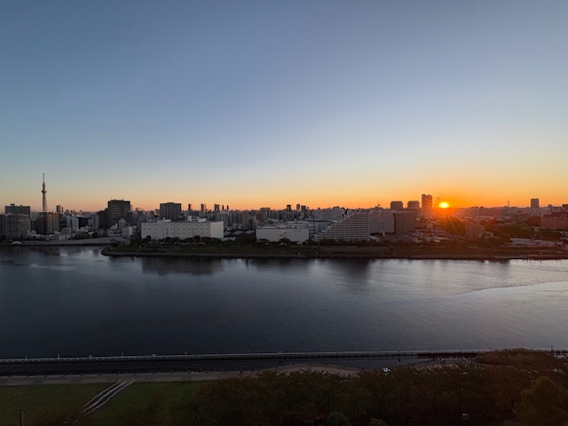 清々しい朝陽「今ある幸せ」