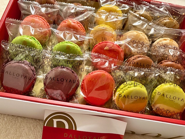 元気が出るカラフルマカロン