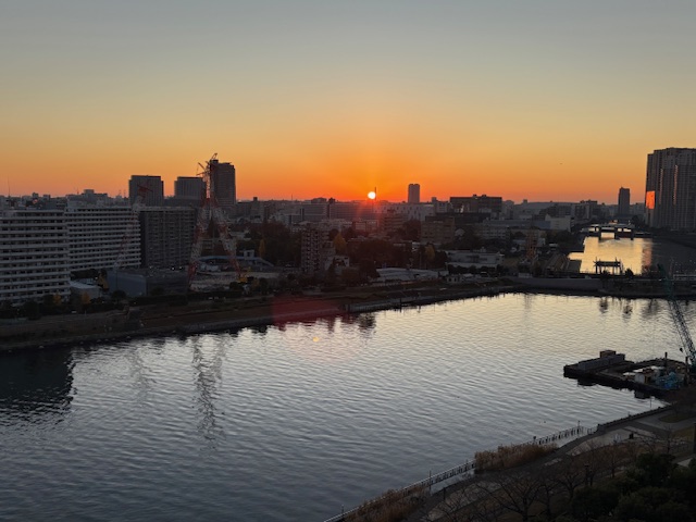 今日も快晴穏やかな週の始まり「物事はシンプル」