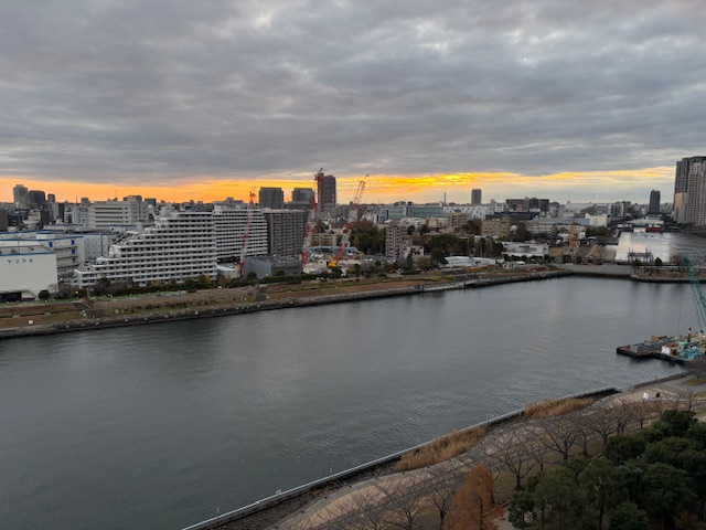 寒さがます夜明「理解できない人」