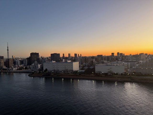 快晴の朝は一段と冷え込んでます「始めるなら今日から」