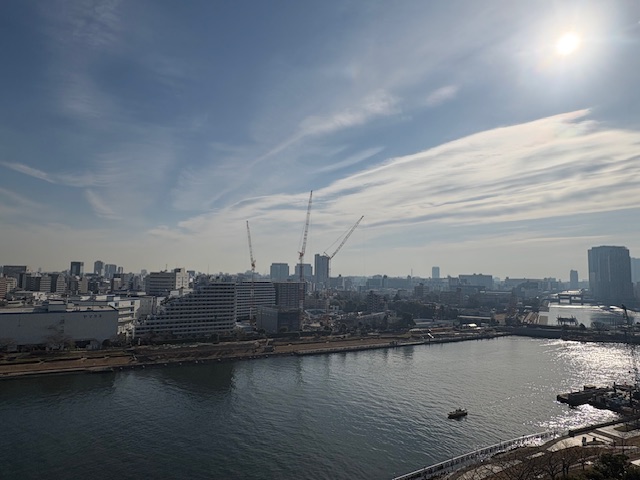 大きな太陽・明るい青空「可能性」
