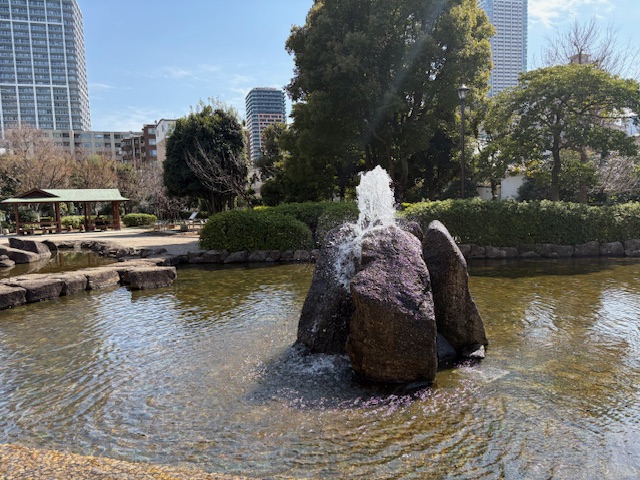 お昼休みの気まぐれウォーキング