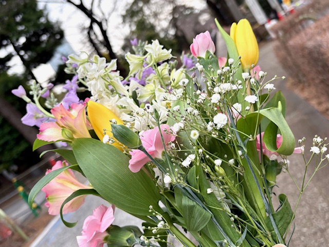 花曇りの今日は父方のお墓参り