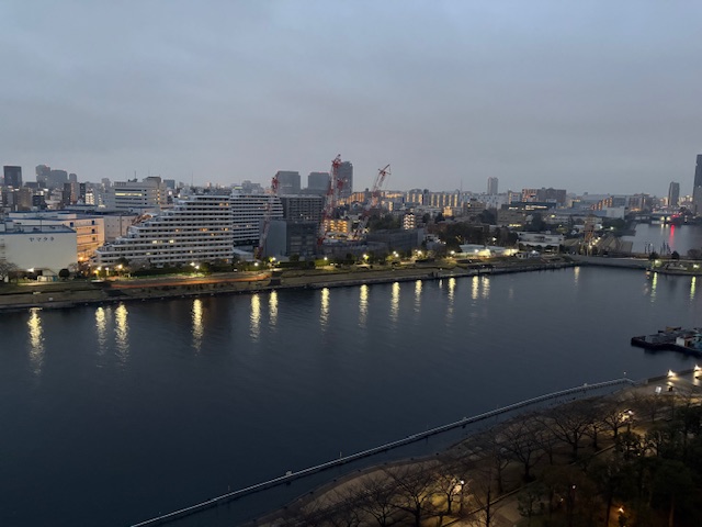 曇り空の朝「尊重」