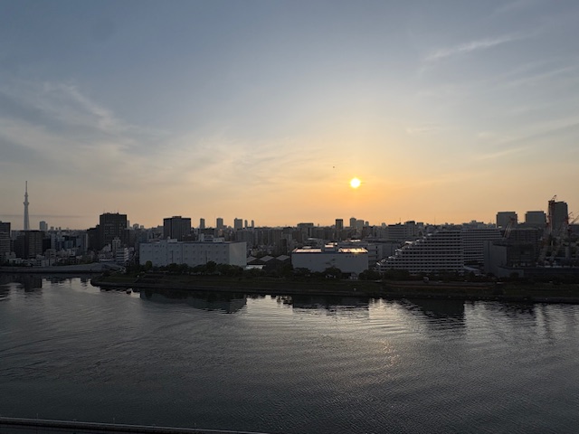 今日も素敵な夜明け「真面目・不真面目」