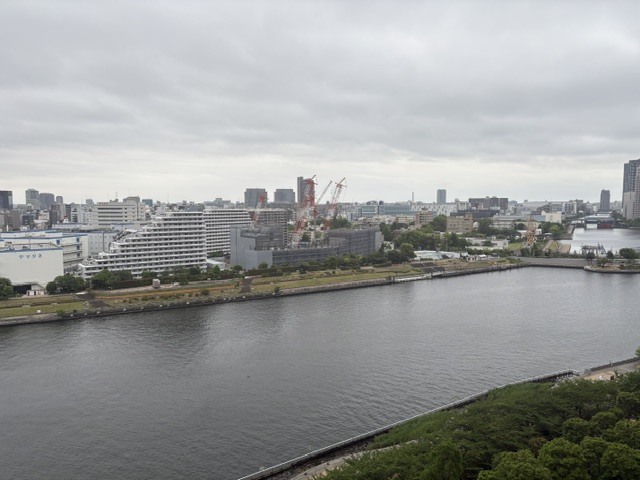 雨は上がりましたが寒い朝「相性」