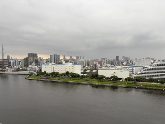 厚い雲の朝「伝えたつもり・わかったつもり」